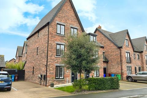 4 bedroom semi-detached house for sale, Toddbrook Close, West Didsbury, Manchester, M20