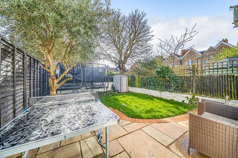 26 Ethelbert Road, London, SW20 8QE