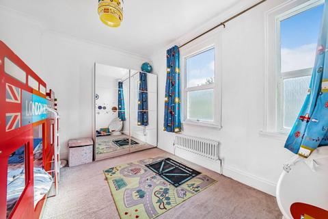 26 Ethelbert Road, London, SW20 8QE