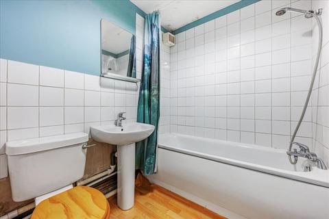 41 Cromwell Close, London, W3 6BN