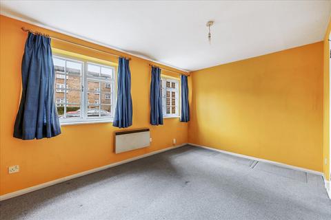 1 bedroom flat for sale, Cromwell Close, Acton, W3