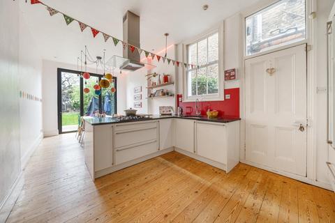 38 Inchmery Road, London, SE6 2NE