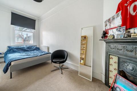 38 Inchmery Road, London, SE6 2NE