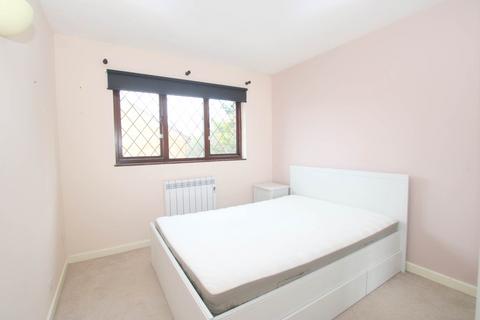 1 bedroom flat to rent, Grasmere Close, Watford