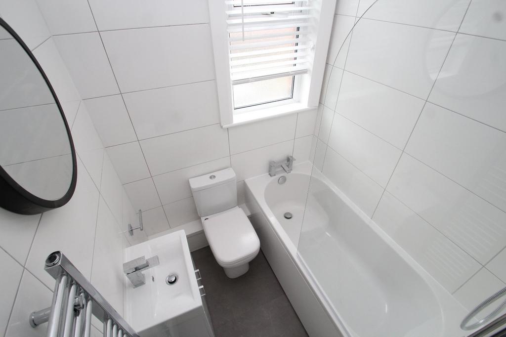 Methley Place, Leeds, West Yorkshire, LS7 - More