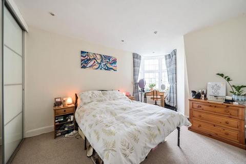1 bedroom flat for sale - Holly Lodge Mansions,  London N6,  N6