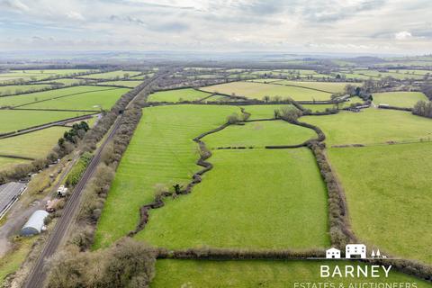 Land for sale, '3.1 Acres' High Street, Ludgershall nr Thame HP18