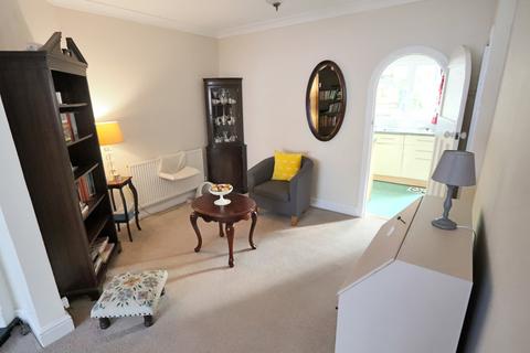 48 The Glade, Coulsdon, CR5 1SL