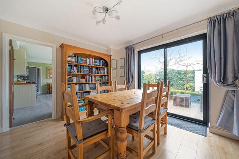 3 Fox Dell, Storrington, Pulborough, RH20 4JY
