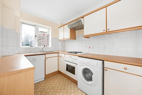 12 Fleetwood Close, Croydon, CR0 5HD