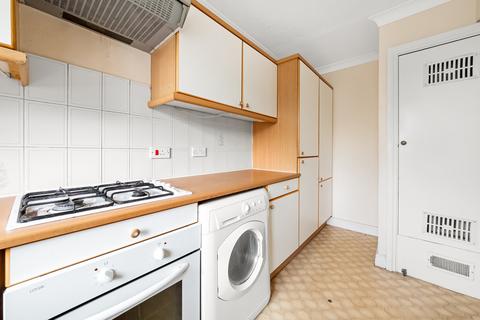12 Fleetwood Close, Croydon, CR0 5HD