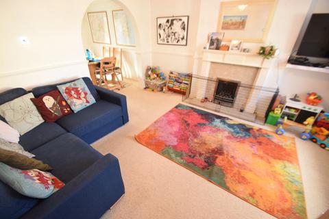17 Cavalier Drive, Apperley Bridge, Bradford, BD10 0UF
