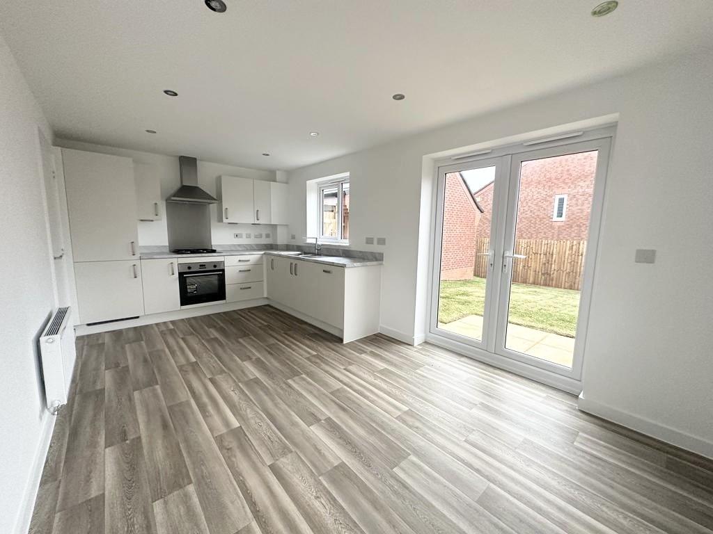 Harold Rowley Close, Telford TF2 3 bed detached house for sale £305,000