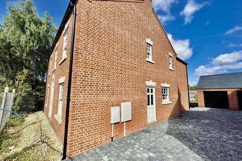 4 bedroom detached house for sale, Shivean Gate, Moulton