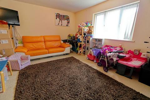 62 Carty Road, Hamilton, Leicester, LE5 1QS