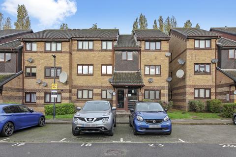 1 bedroom ground floor flat for sale, Harp Island Close, London