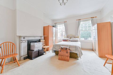 2 bedroom flat for sale, Birdhurst Rise, South Croydon, CR2