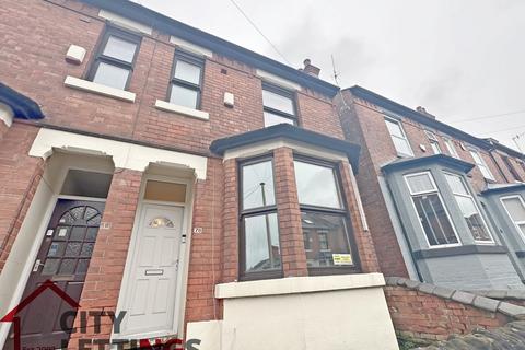 6 bedroom terraced house to rent, Kimbolton Avenue Nottingham NG7