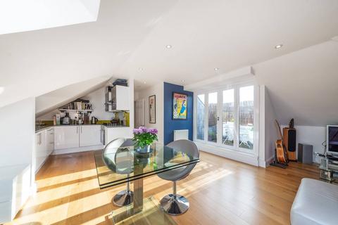 2 bedroom flat to rent, Greencroft Gardens, South Hampstead, London, NW6