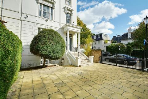 6 bedroom semi-detached house to rent - Warwick Gardens, Kensington, London