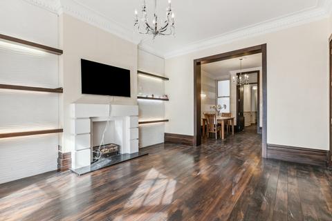4 bedroom flat to rent, Zetland House, Marloes Road, Kensington, London