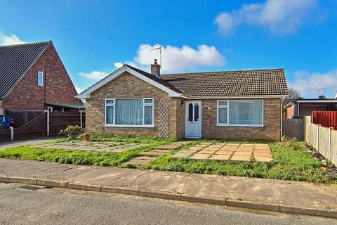 2 bedroom detached bungalow for sale, Wades Way, Trunch