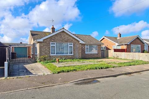 2 bedroom detached bungalow for sale, Wades Way, Trunch