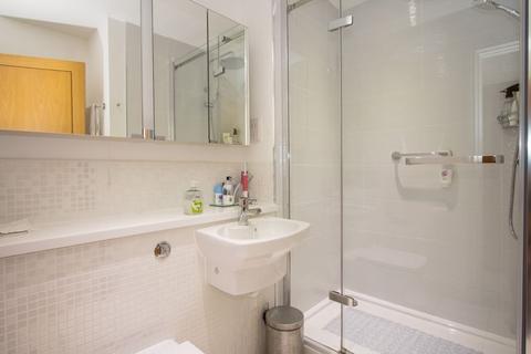 16 Balmoral Quays, Penarth, CF64 3NS