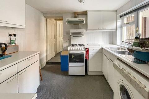 47 Brook Road, Bitterne, Southampton, SO18 6AZ