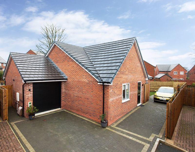 Fairmill Grove, Lower Heath, Congleton 3 bed detached bungalow for sale