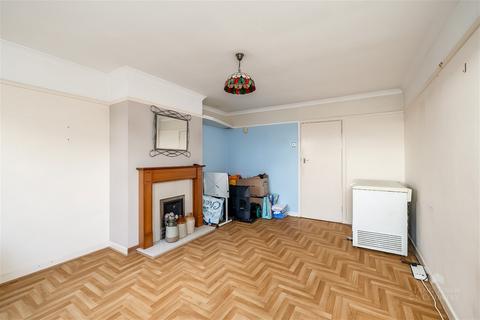 135 Compton Avenue, Plymouth, PL3 5DE