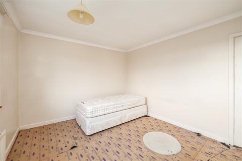 135 Compton Avenue, Plymouth, PL3 5DE
