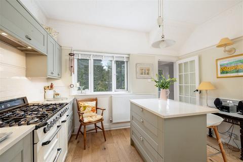 15 Compton Park Road, Plymouth, PL3 5BU