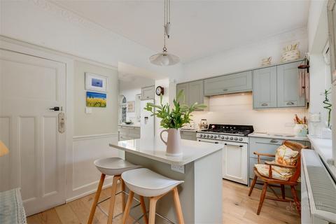 15 Compton Park Road, Plymouth, PL3 5BU