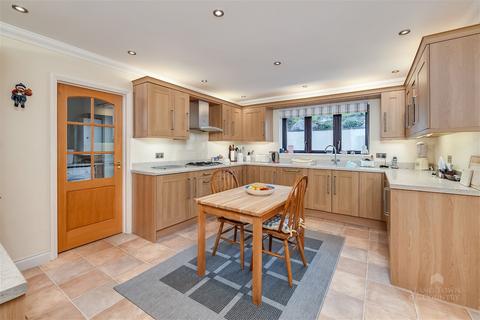 4 bedroom detached house for sale, Parkfield Drive, Plymouth PL6