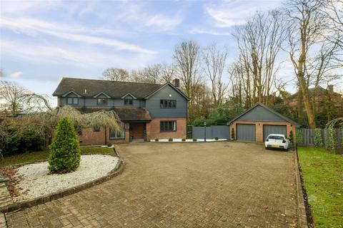 5 bedroom detached house for sale, Woodlands End, Plymouth PL6