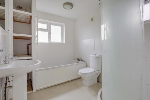 25 Beechwood Close, Amersham, HP6 6QU