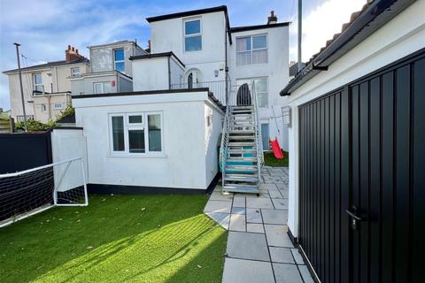 45 Higher Compton Road, Plymouth, PL3 5HZ