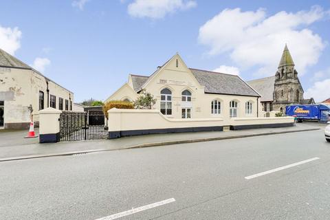 Mixed use for sale, Showroom, Chapel and Norville, Station Road, Port Erin