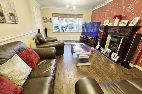 4 bedroom detached house for sale, Wayfaring, Westhoughton