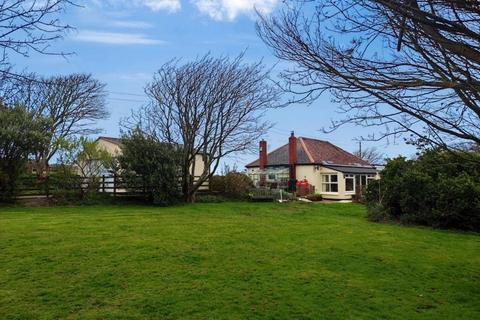 4 bedroom detached bungalow for sale, Commons Road, Newquay TR8