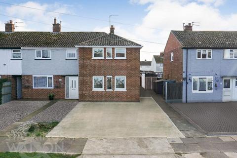 3 bedroom end of terrace house for sale, Nuffield Crescent, Gorleston