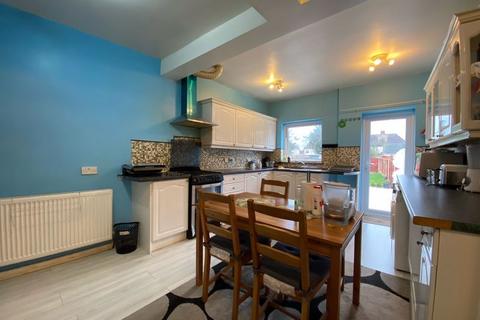 10 Chester Avenue, Wolverhampton, WV6 9JU