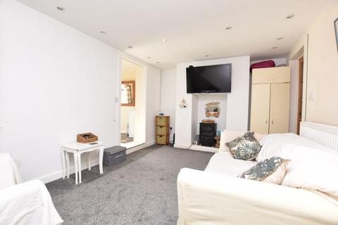 3 bedroom semi-detached house for sale, Porth Bean Road, Newquay TR7