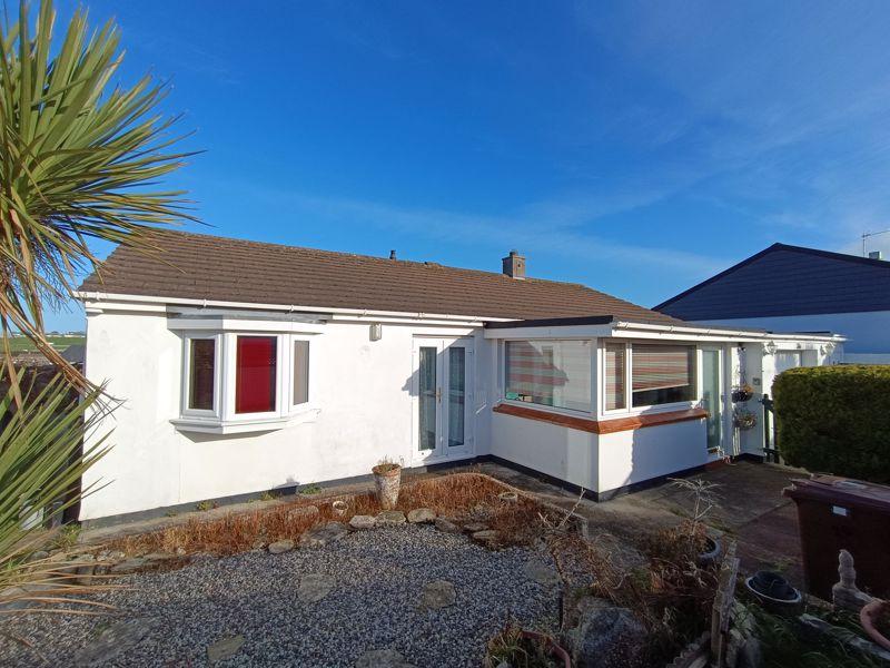 Trerice Drive, Newquay TR7 3 bed detached bungalow for sale £339,950
