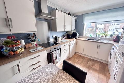 3 bedroom terraced house for sale, Venner Avenue, Cowes