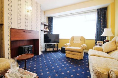 25 The Fairway, Northolt, UB5 4SL