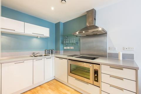2 bedroom apartment to rent, Mistral, Ocean Village, Southampton
