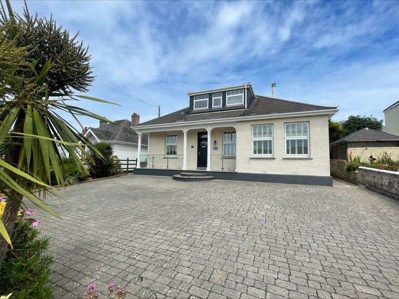 Henver Road, Newquay TR7 5 bed detached house £599,950