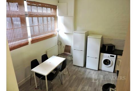 5 bedroom townhouse to rent, Cambridge Grove, Hove